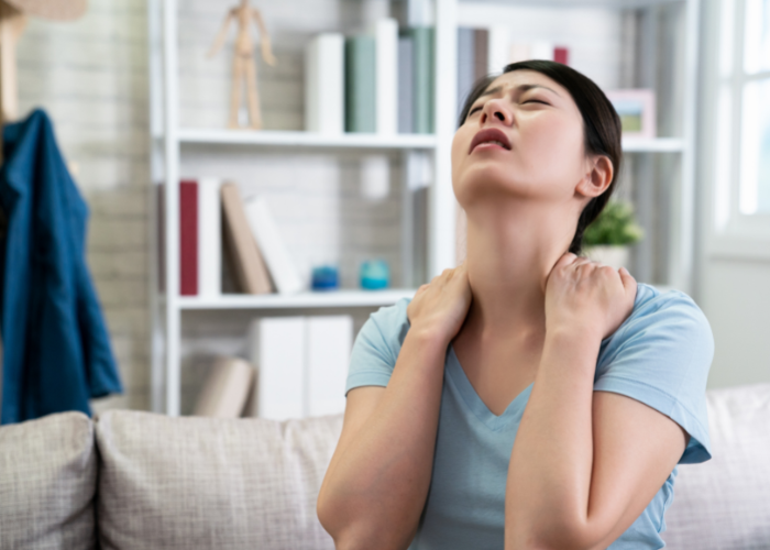 shoulder pain cause pain when sneezing